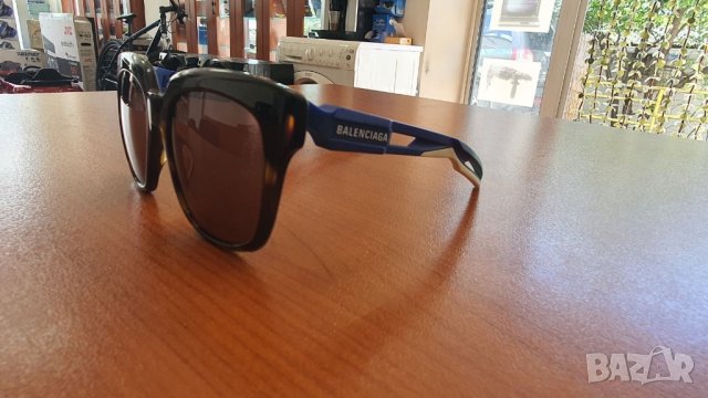 Дамски слънчеви очила Balenciaga, снимка 1 - Слънчеви и диоптрични очила - 38106516