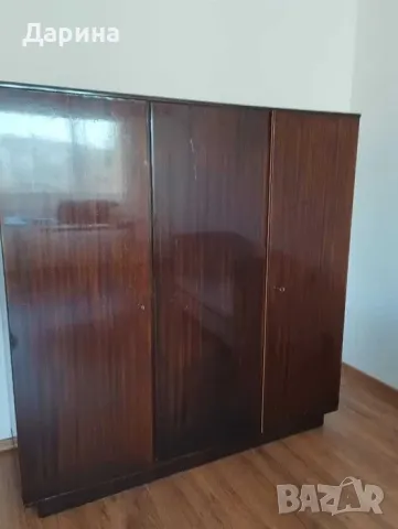 Гардероб - Три Крила 