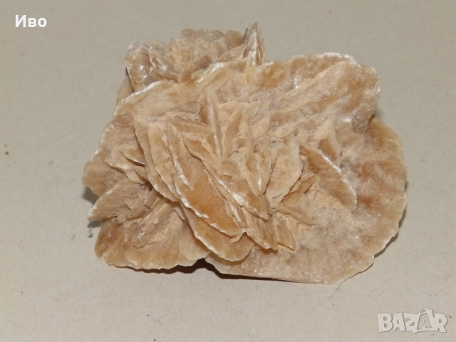 Голям къс минерал пустинна роза, снимка 5 - Колекции - 52187357