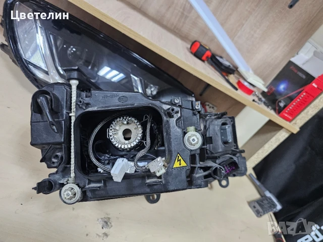 Фар Фарове VW Tuareg 7P Face far farove туарег 7п, снимка 8 - Части - 50944292