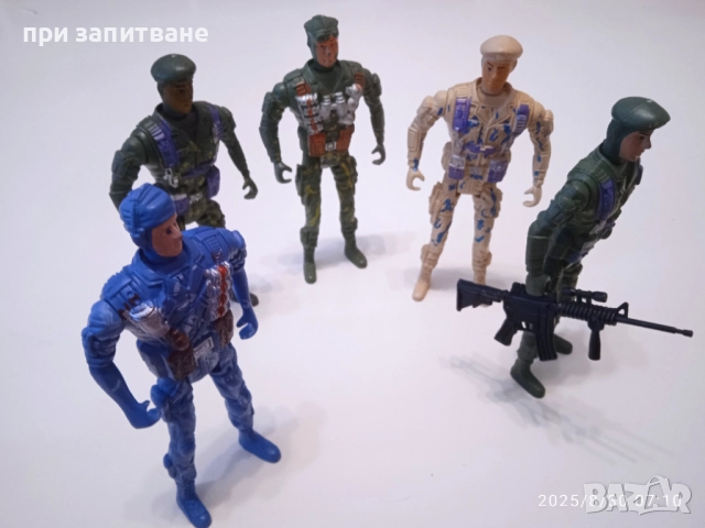 9 бр. фигурки на войници 15 см. и 12 см., снимка 3 - Колекции - 51539920