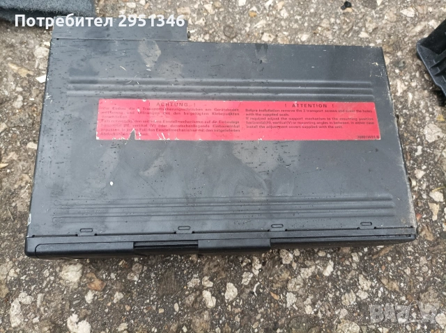 CD чейнджър BMW , снимка 2 - Части - 53907115