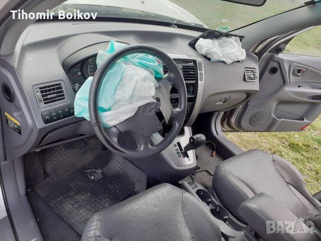 Хюндай Туксон 2.7 4×4 AVT на части , снимка 7 - Автомобили и джипове - 35238238