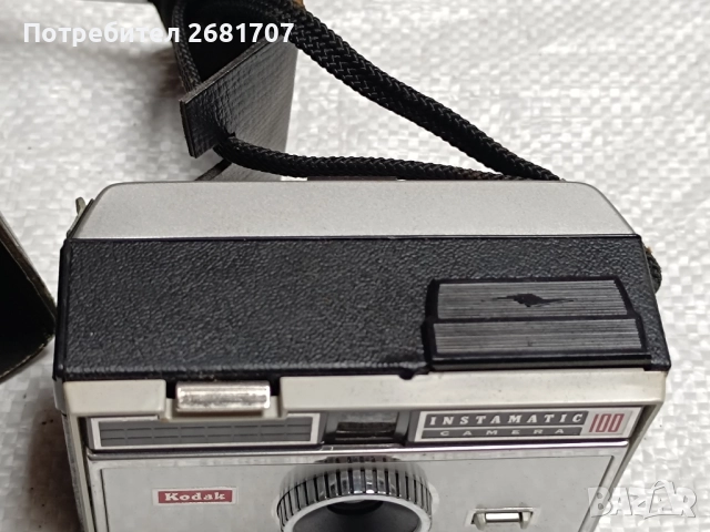 фoтoanapaт Kodak Instamatic 100, снимка 2 - Фотоапарати - 52456530
