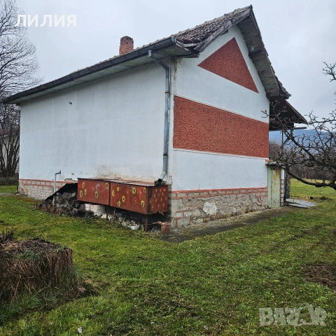 ВИЛЕН ИМОТ, Вачански лозя, м. Янкин връх, снимка 6 - Вили - 53935273