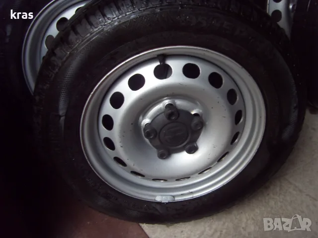 Гуми с джанти от VW Кади 15 цола