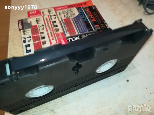 МЕДЖИК МЮЗИК ВИДЕО КЛИПОВЕ 3-VHS TAPE 2808251822, снимка 4 - Други музикални жанрове - 51526017