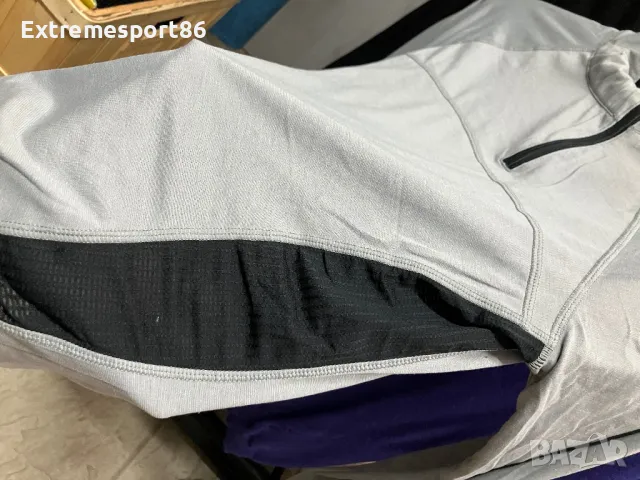 Спортна блуза Roxy M, снимка 3 - Спортни екипи - 47575222