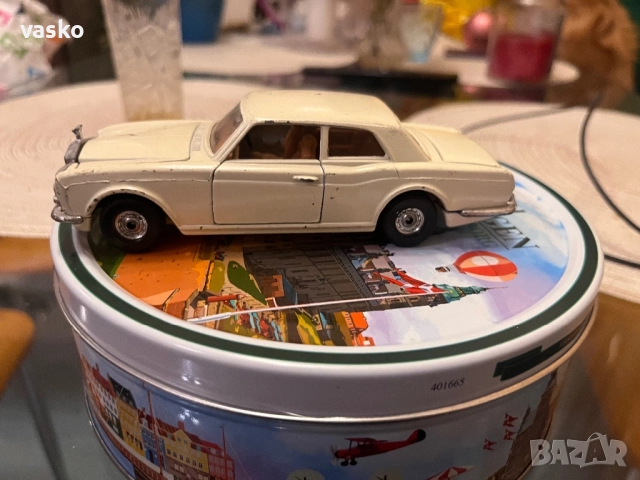 Английско Корги 1:36-Ролс