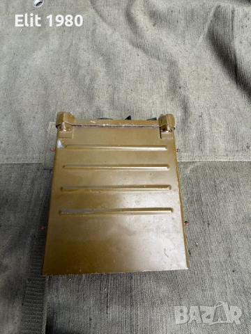 Продавам военна радио станция Р31М, снимка 2 - Антикварни и старинни предмети - 52895202