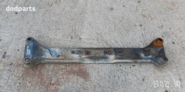 Долна греда Mitsubishi Pajero 2002г.	