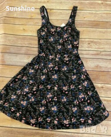 Дамска рокля H&M , снимка 2 - Рокли - 37963717
