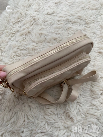 Дамска чанта, снимка 2 - Чанти - 54089538