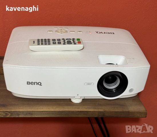 Продавам: Проектор BENQ TH535 Full HD, 3500 лумена, 2x HDMI, 15.000:1, снимка 2 - Плейъри, домашно кино, прожектори - 51973139
