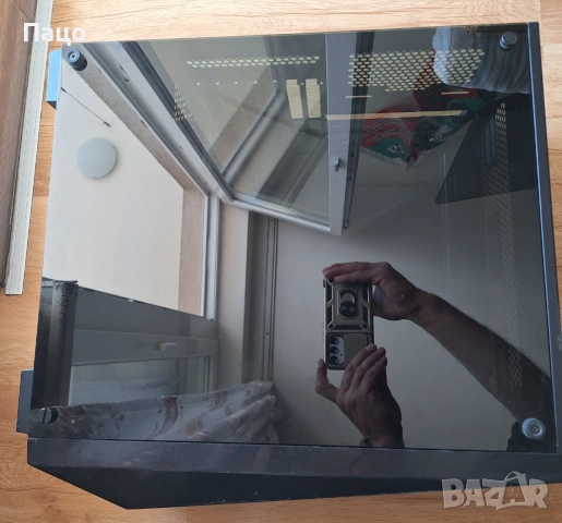 Кутия за PC Corsair, снимка 3 - Захранвания и кутии - 54322637