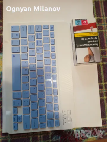 10-инчова,Bluetooth акумулаторна клавиатура, снимка 2 - Клавиатури и мишки - 49933797