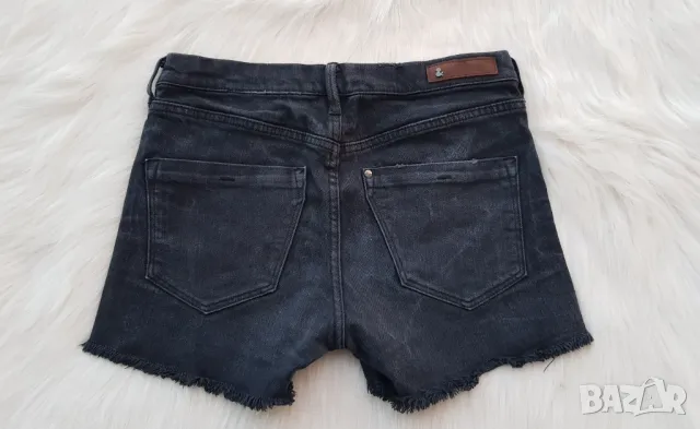Къси дънкови панталони H&M размер ХS , снимка 4 - Къси панталони и бермуди - 49519551
