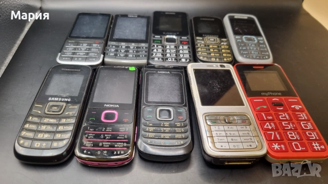 Стари Телефони за части