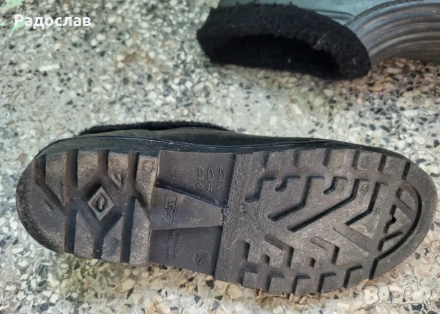 Продавам дамски обувки с подплата зимни боти, снимка 3 - Дамски боти - 50040996