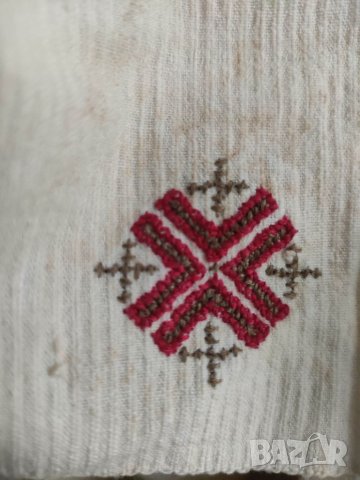 Продавам Кърпа с шевица