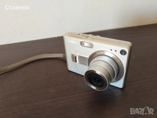 Камери Casio EXILIM Japan, снимка 13 - Фотоапарати - 48779823