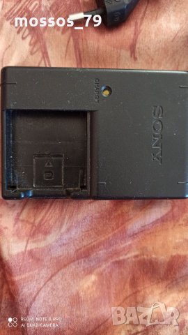 Зарядно устройство Сони, снимка 3 - Батерии, зарядни - 30895733