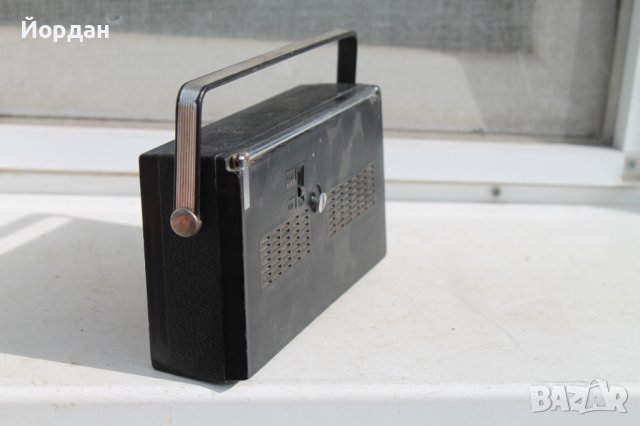 Радио ''grundig city boy'', снимка 8 - Радиокасетофони, транзистори - 38258289