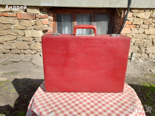 Старо Дипломатическо куфарче,куфар, снимка 3 - Други ценни предмети - 32004084