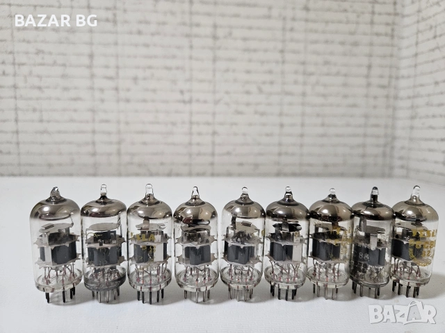 ★ █▬█ █ ▀█▀ ★ PCC88 / ECC88 