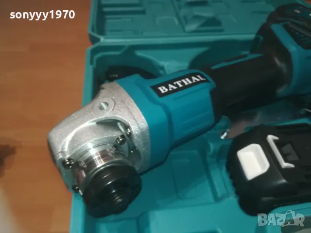 ФЛЕКС С ДВЕ БАТЕРИЙ ЗАРЯДНО И КУФАР 0910241245, снимка 3 - Куфари с инструменти - 47519485