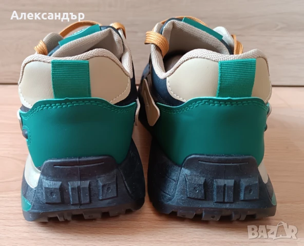 Нови черни маратонки-43 номер, снимка 5 - Маратонки - 51036738