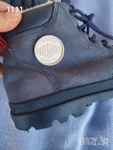 Palladium waterproof номер 34.