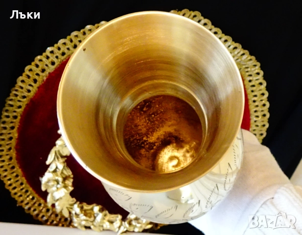 Бронзова ваза с разкошни гравирани орнаменти,маркировка. , снимка 8 - Вази - 52674557