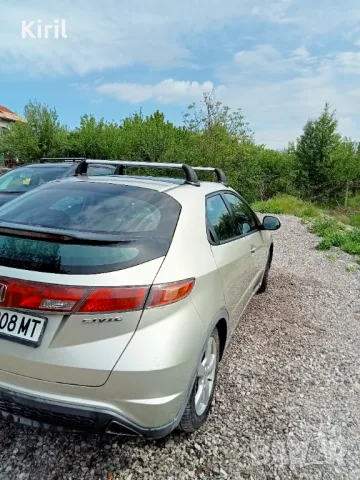 Honda Civic 1.8 I-VTEC 2008 Десен Волан, снимка 8 - Автомобили и джипове - 50210092