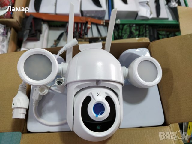 Въртяща се WiFi безжична IP камера 3MP FULL-HD с мощни LED прожектори, снимка 2 - IP камери - 34087153