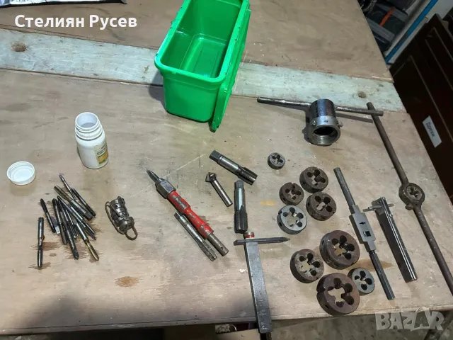 флашки и медчици / свредла от комунизма / правене на резба обща цена 120 лв давам всичко от снимките