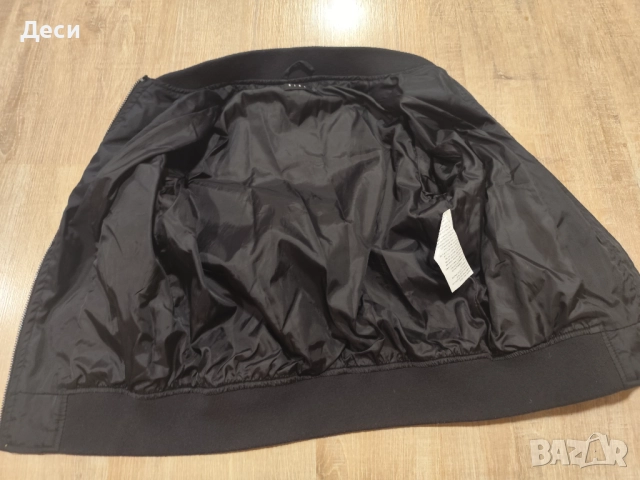 есенно якенце за момче на  Sisley, снимка 8 - Детски якета и елеци - 51570593