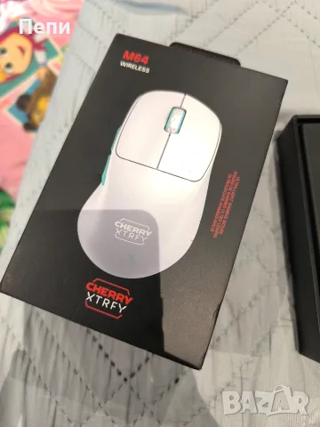 Безжична геймърска мишка Cherry Xtrfy M64, бяла, снимка 2 - Клавиатури и мишки - 55822827