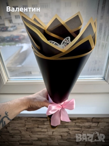 Вечен Букет от 7 Сатенени Рози