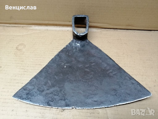Стара Кована Мотика, Чапа / 1,4 кг. Номер 4., снимка 4 - Градински инструменти - 36449106