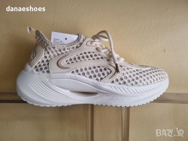 Дамски олекотени маратонки от дишаща материя в бежово , снимка 3 - Маратонки - 54148946