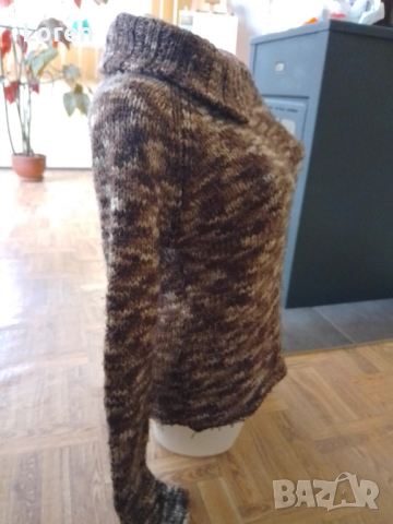 Подарявам!Топла блуза/пуловер, снимка 3 - Блузи с дълъг ръкав и пуловери - 44756700