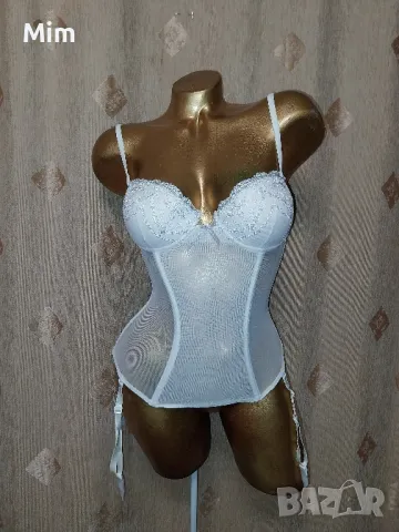 PALMERS 75 C Бял корсет с жартиери за чорапи 