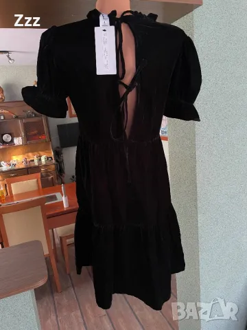 Дамска рокля в кадифе, снимка 2 - Рокли - 48012366