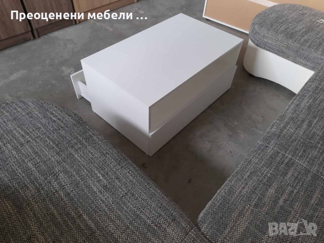 Холна масичка с 2 чекмеджета внос от Германия., снимка 4 - Маси - 40497122