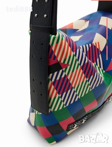 нова чанта Desigual, снимка 3 - Чанти - 51796869