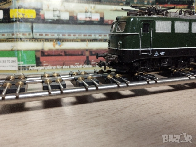Електрически локомотив Roco HO 1/87, снимка 2 - Колекции - 53022026