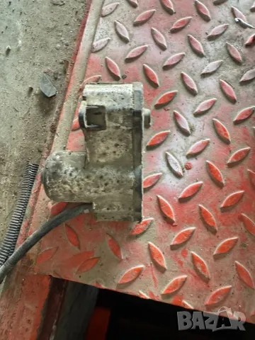 Audi A8 D3 моторче ръчна 