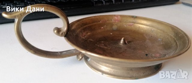 ретро бронзов свещник за широка свещ, снимка 2 - Антикварни и старинни предмети - 33778912