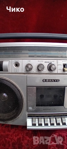 стар японски оригинален радиокасетофон Sanyo , снимка 7 - Антикварни и старинни предмети - 53054234